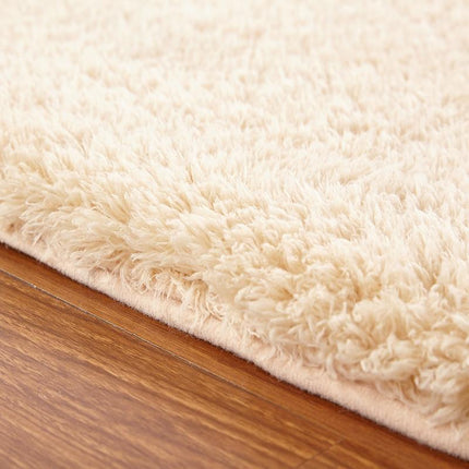 Myk og fluffy beige badematte
