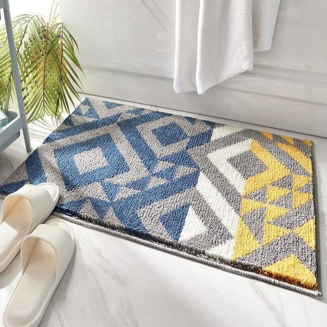 Badematte med fargerikt geometrisk mønster