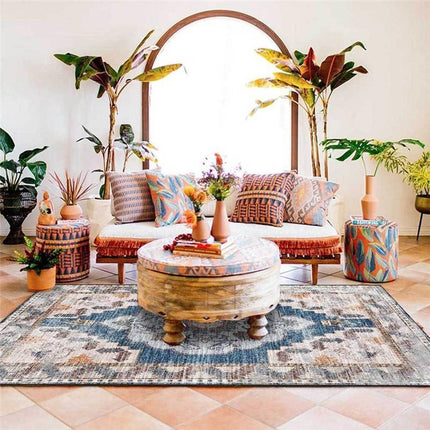 Beige gulvteppe med slitt vintage-look