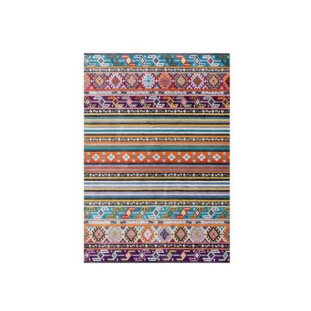 Fargerikt stripete teppe i bohemsk stil