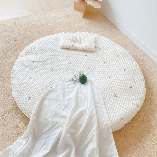 Myk vattert lekematte for baby