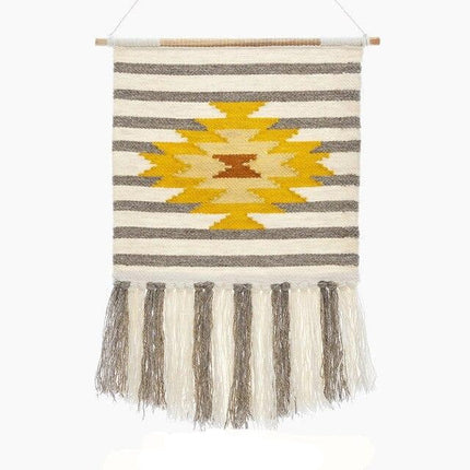 Vevd veggrye med geometrisk mønster