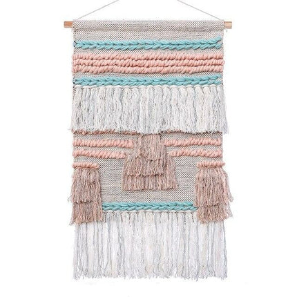 Vevd veggrye i rosa og hvitt