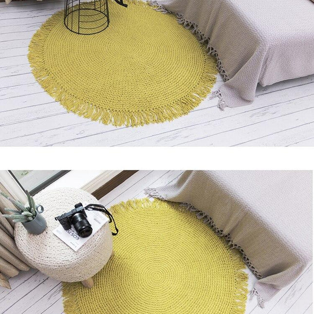 Rundt grønt jute teppe med frynser