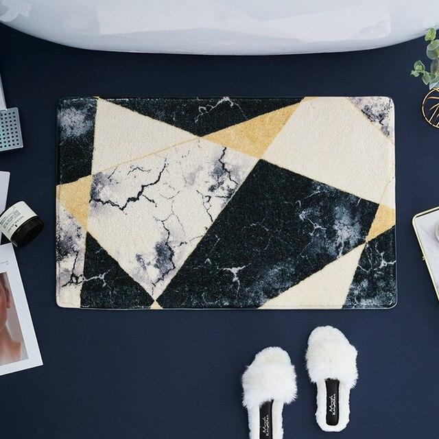 Badematte med geometrisk marmoreffekt